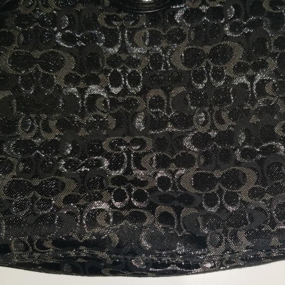 COACH Black Signature Turnlock Wristlet - Picture 6 of 6